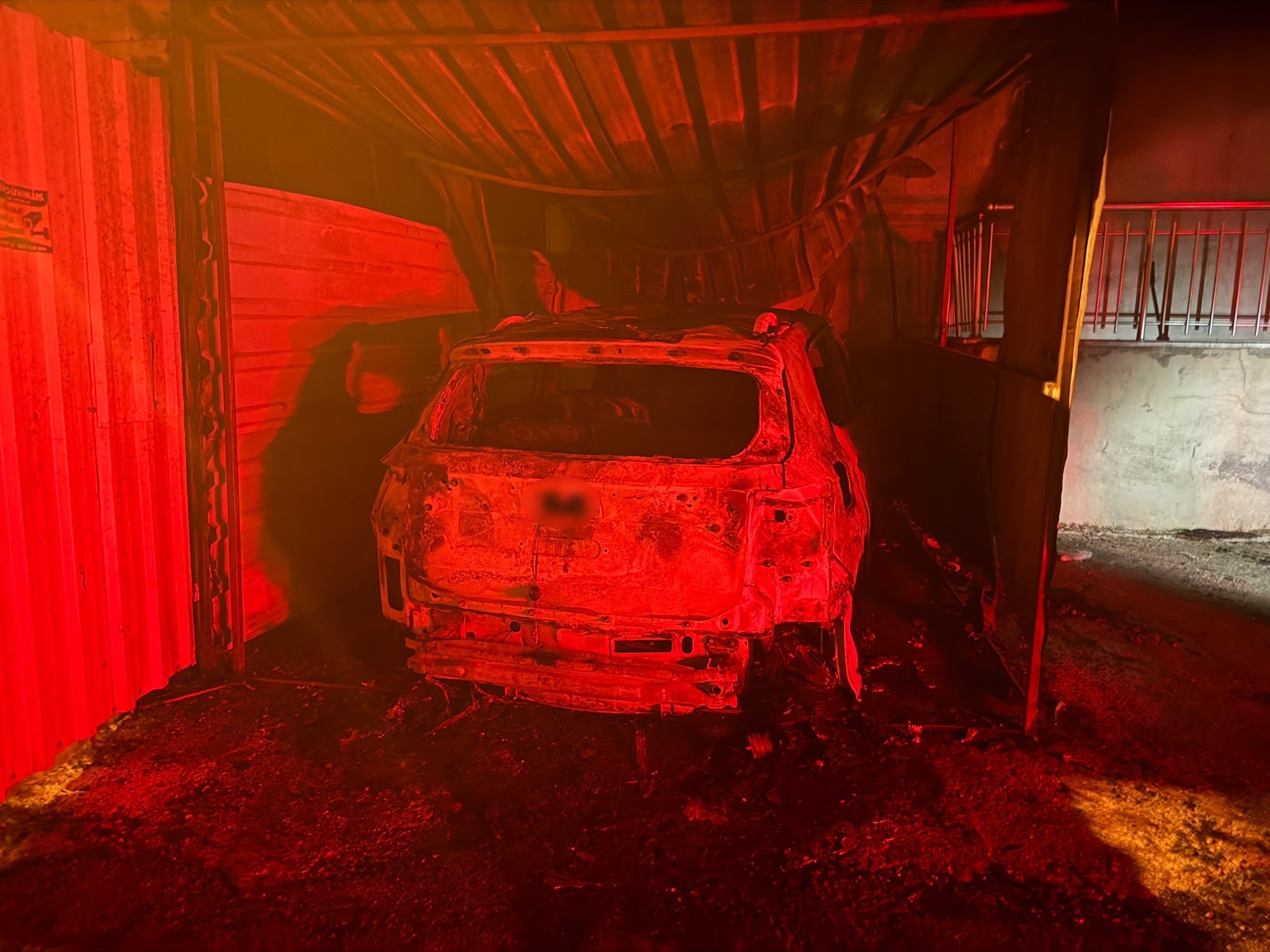 aw79308406-125108