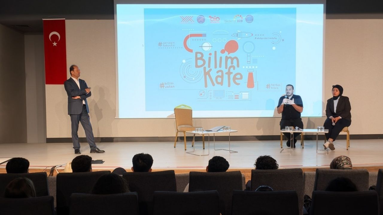 Antalya’da Gazze’nin eğitim geleceği konuşuldu