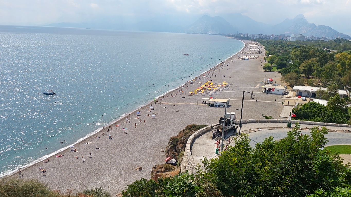aw79483205-041042