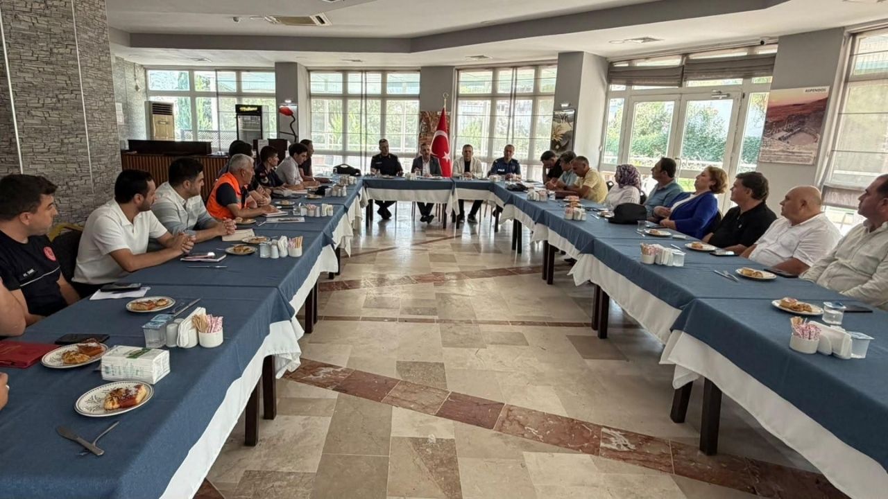 Kemer’de afet koordinasyon toplantısı 