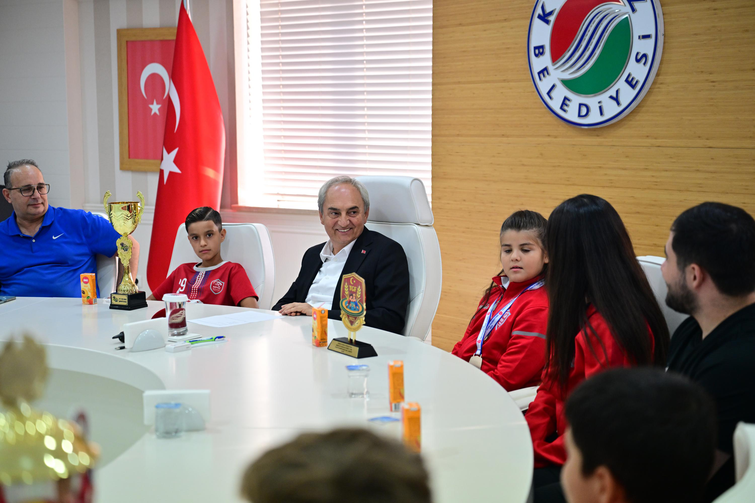 kepezin-genc-sampiyonlari-baskan-kocago1519776452098-110259