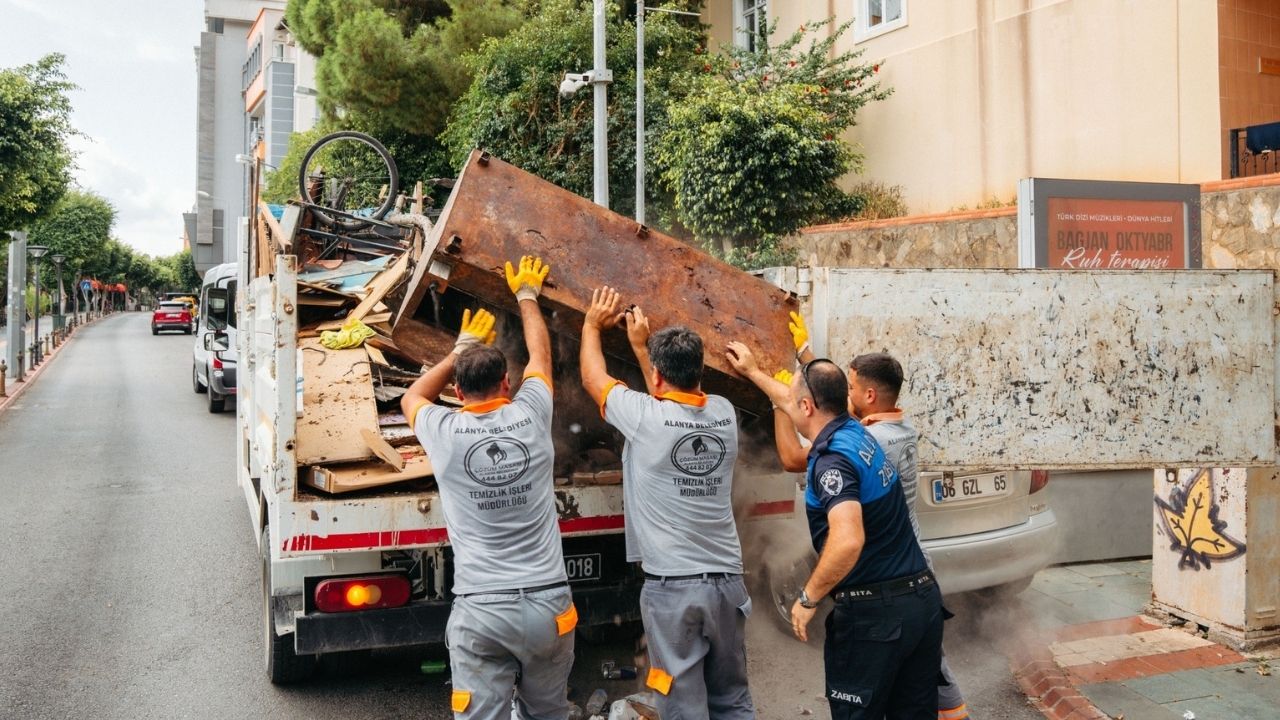 Alanya'nın turizm vitrini için temizlik seferberliği