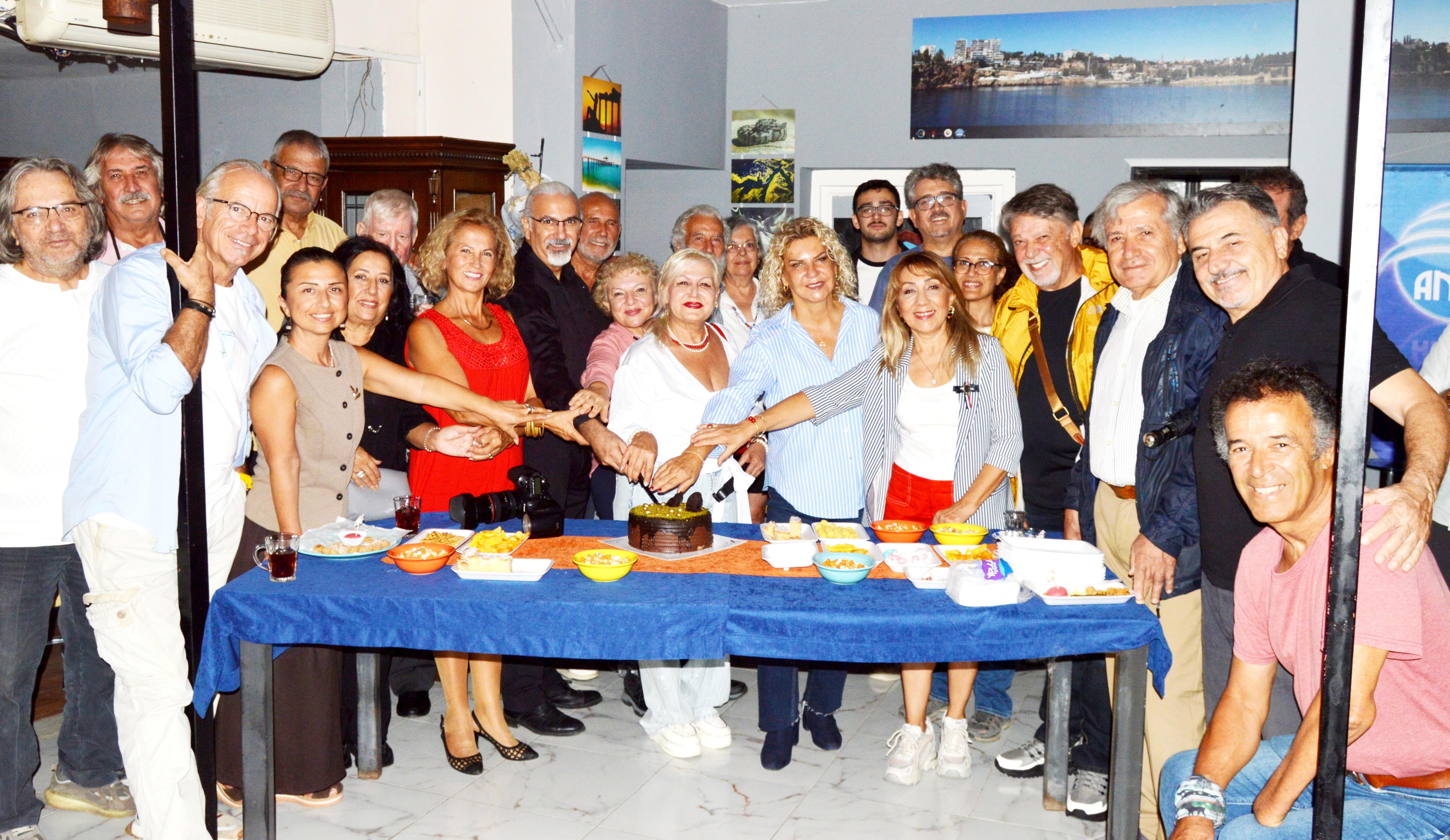 antalyali-fotografcilardan-yeni-sezona-m1544203459590-040403
