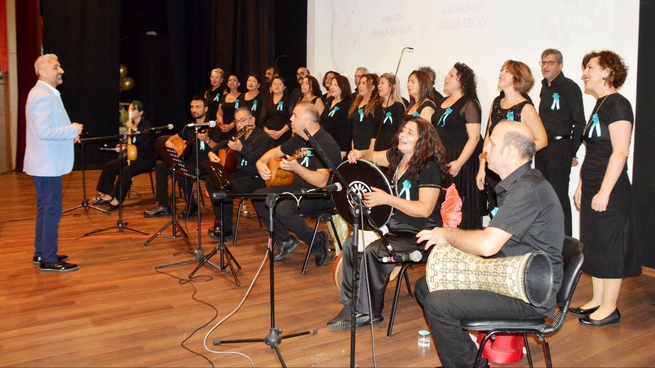 Antalya’da hastanede moral konseri