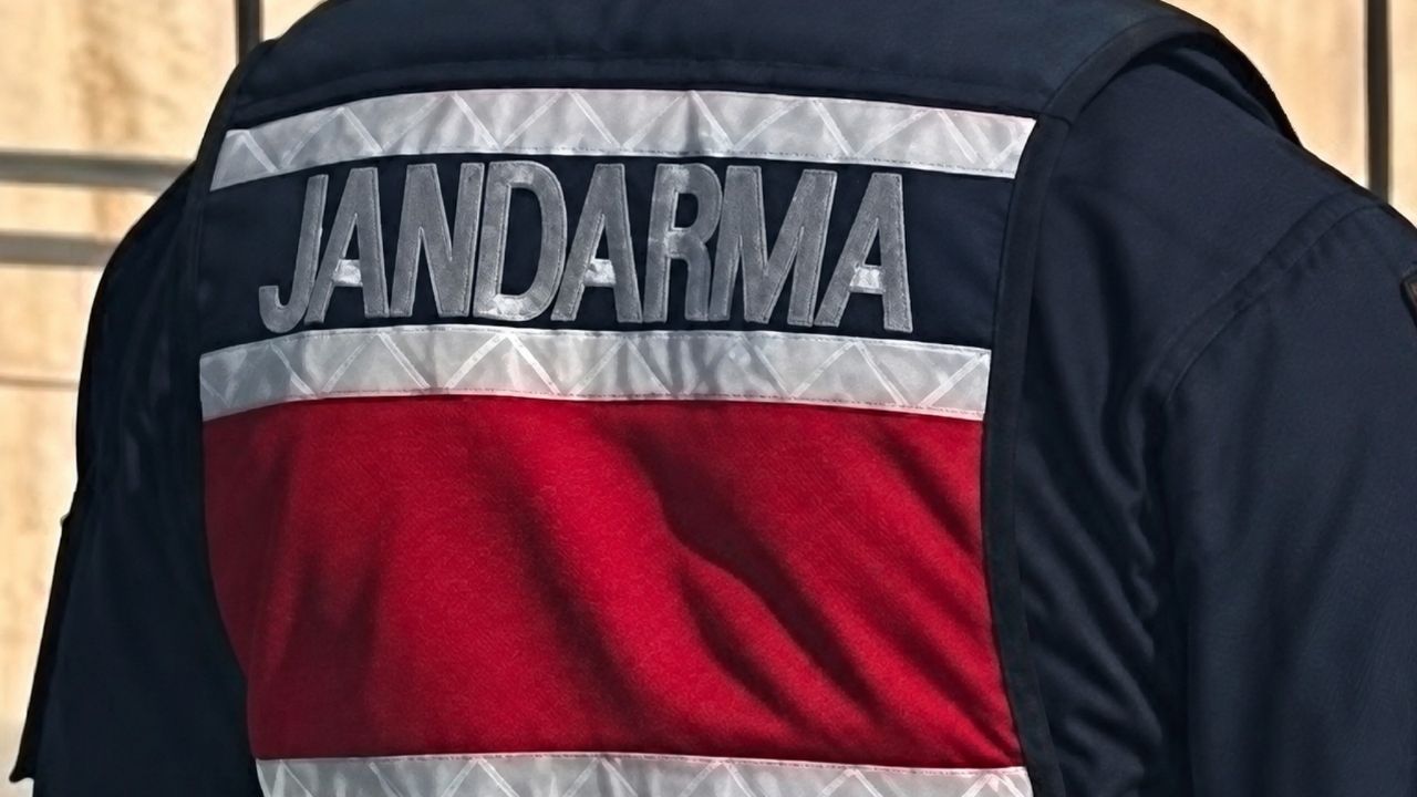 Antalya'da jandarmadan kablo hırsızına operasyon