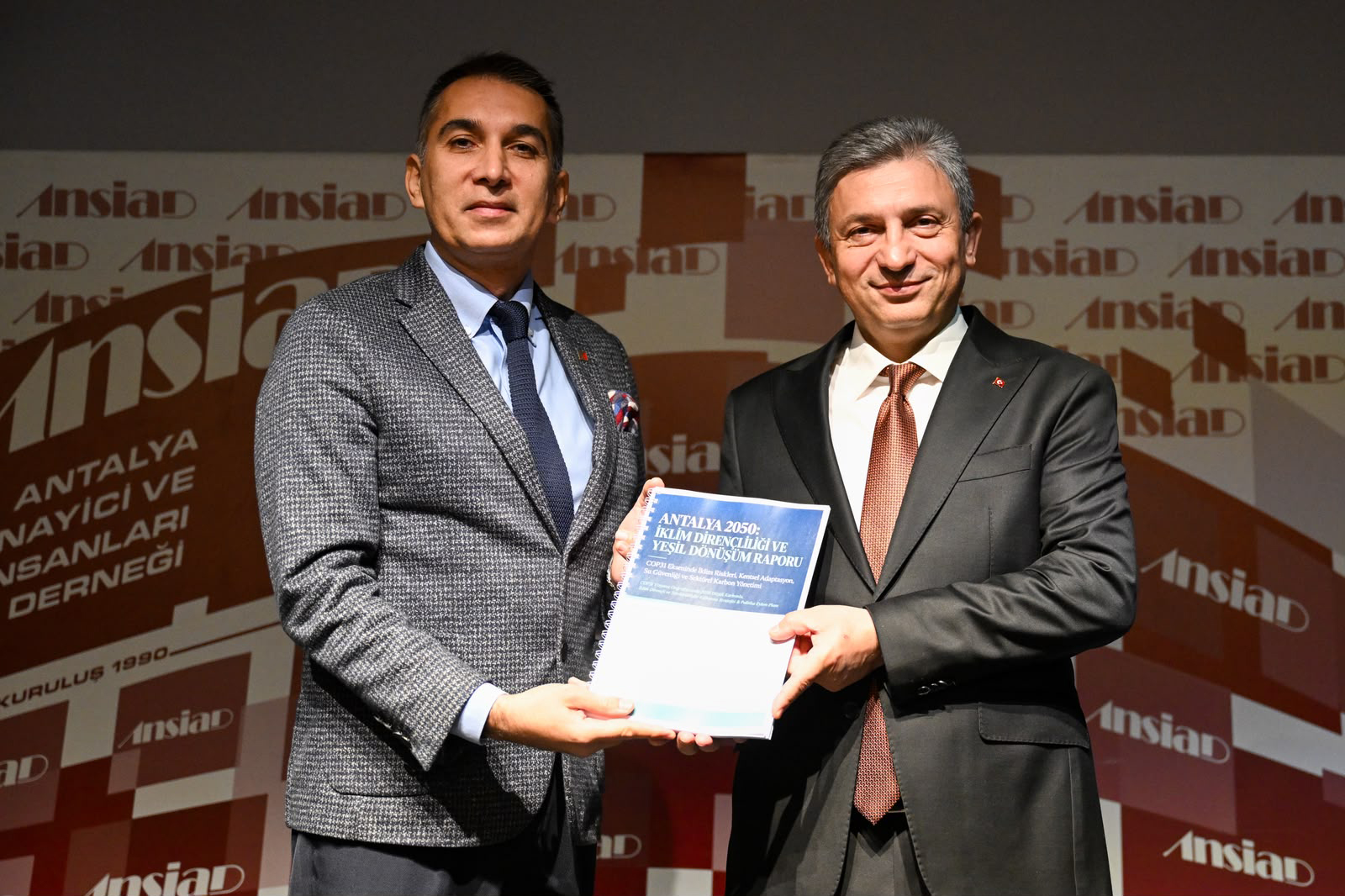 vali-sahin-cop31-antalya-icin-buyuk-fir1566115466016-125938
