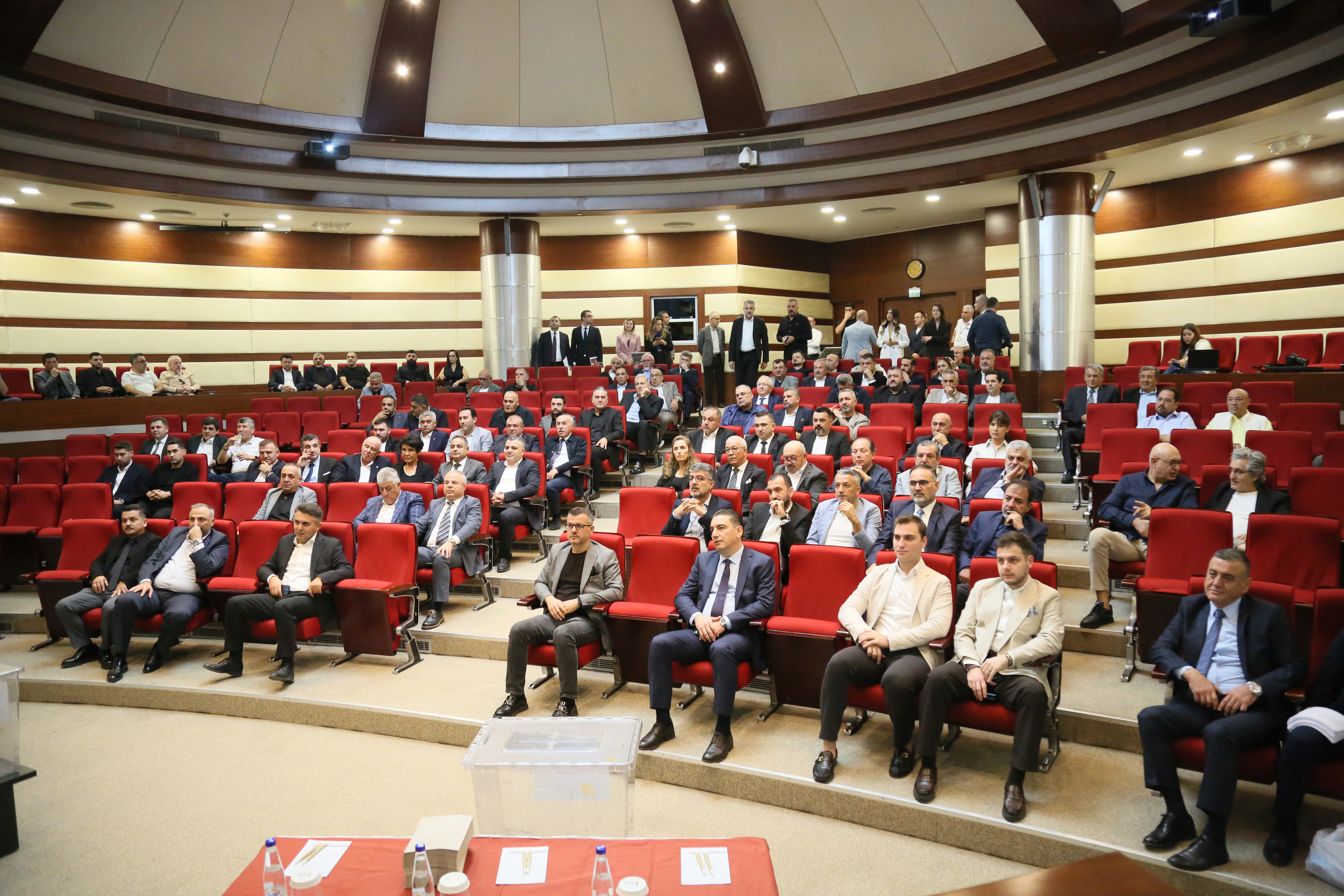 atsonun-meclis-baskani-bogachan-goksu-s1571513467518-123619