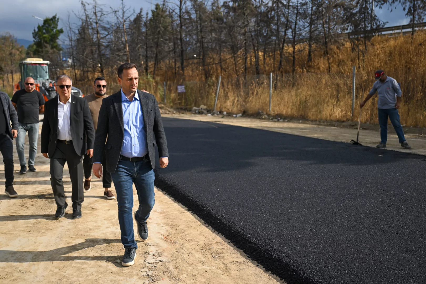 Bornova 6203 Sokak'ta asfalt çalışması başladı — Eşki'den açıklama