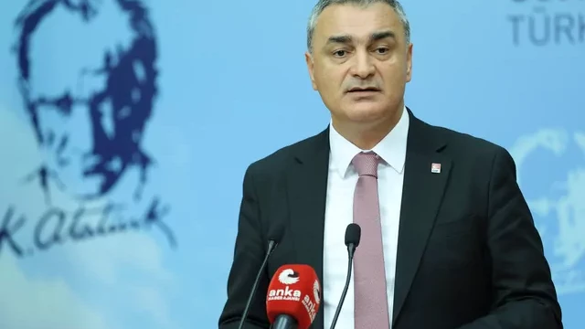 CHP’li Sarı’dan ekonomi ve siyaset gündemine sert eleştiriler... Erken yerel seçim çağrısı yaptı