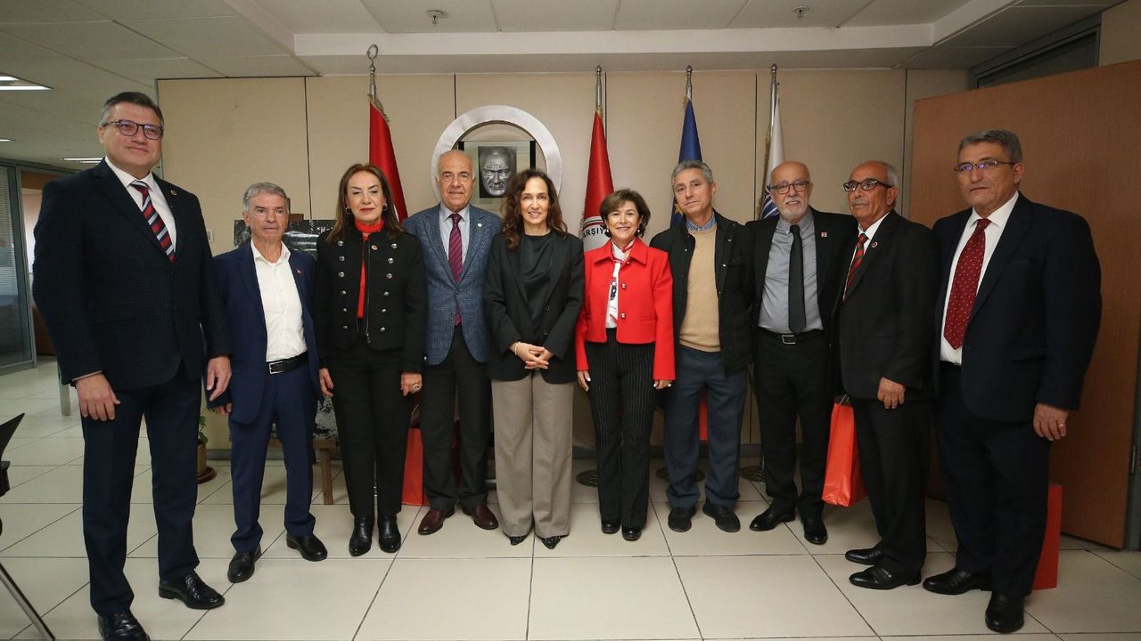 Karşıyaka'da Muhtarlar Günü töreni ve Başkan Ünsal'ın buluşması