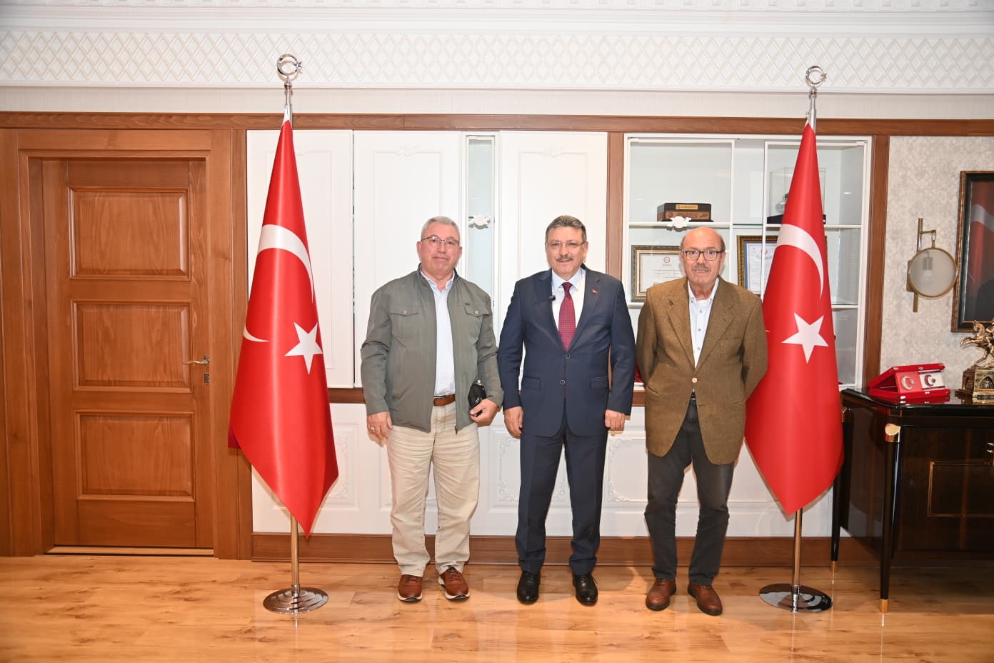 Başkan Genç, Trabzonlu 8 şehidin ailesini ağırladı