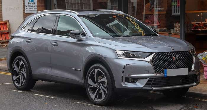 DS'in Bursa’daki showroomu hizmet vermeye başladı
