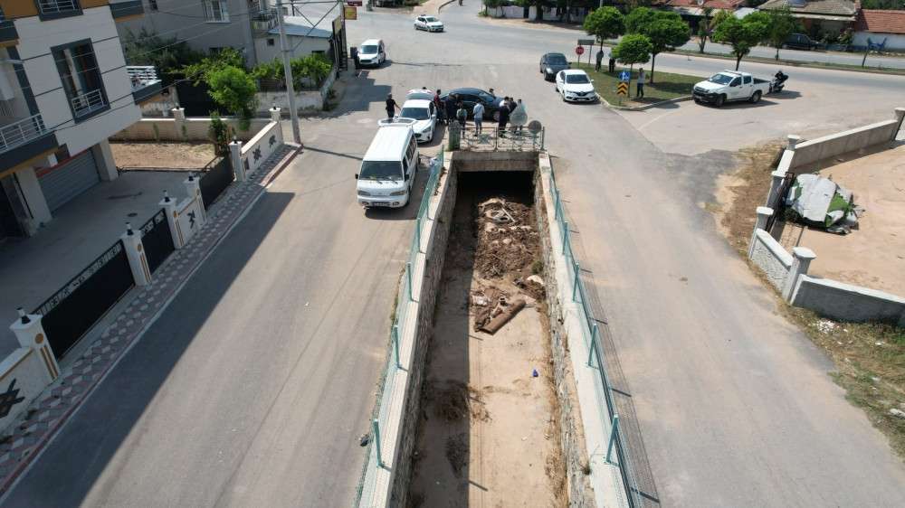 Dere yatağı değil geri dönüşüm hurda deposu!