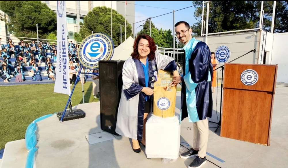 Ege mezunu 285 hemşire sağlık sektöründe
