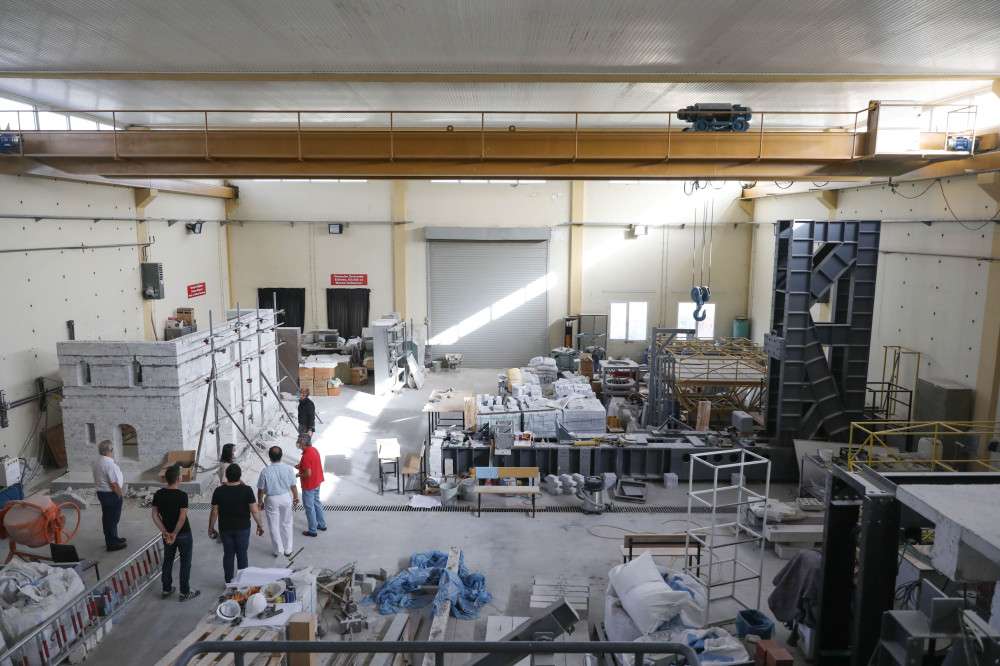 DEÜ’nün yapı malzemesi laboratuvarı riskli binaların tespitini sağlıyor