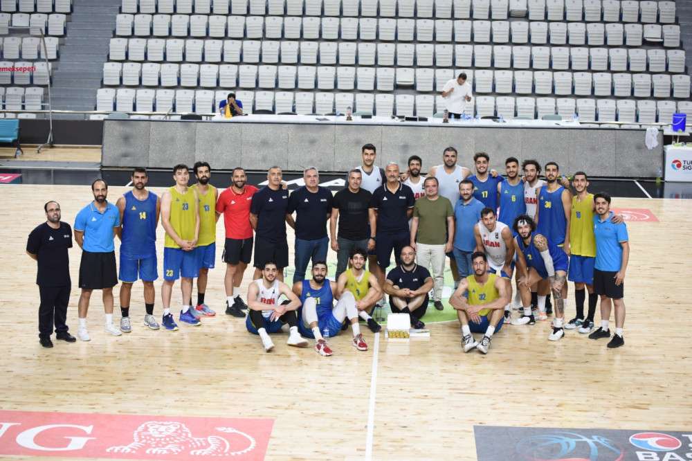 İran Milli Basketbol takımı Manisa’da