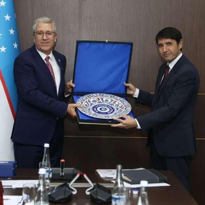 Prof. Dr. Budak’a “Fahri Doktora” unvanı verildi