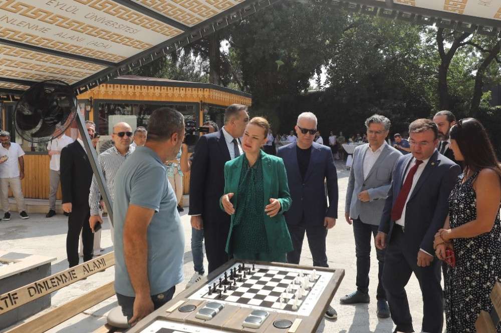 DEÜ akıllı çardak' projesi uygulamasının ilk basamağını hizmete açtı