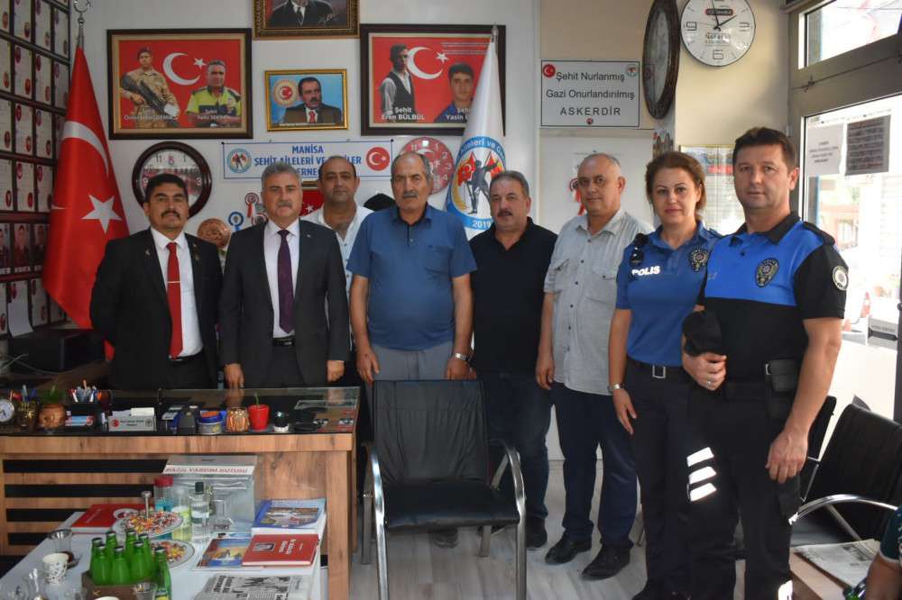 Manisa İl Emniyet Müdürü Aktaş’tan Manisa Şehit Aileleri ve Gaziler Derneğine ziyaret