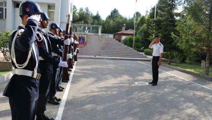 Çorum İl Jandarma Komutanı Kıdemli Albay Çetinkaya görevine başladı