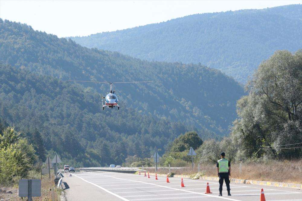 Bolu'da kural ihlali yapan sürücüler "cayrokopter" ile tespit edildi