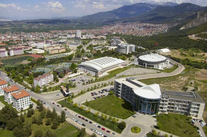 Kastamonu Üniversitesi Rektörlüğü İsrail'i kınadı