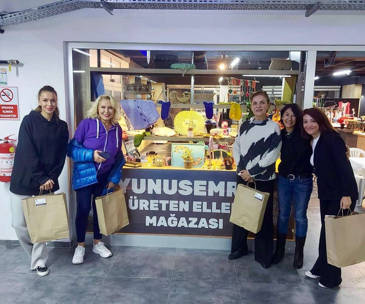 Yunusemre’li Kadınlar Öğreniyor, Üretiyor, Kazanıyor