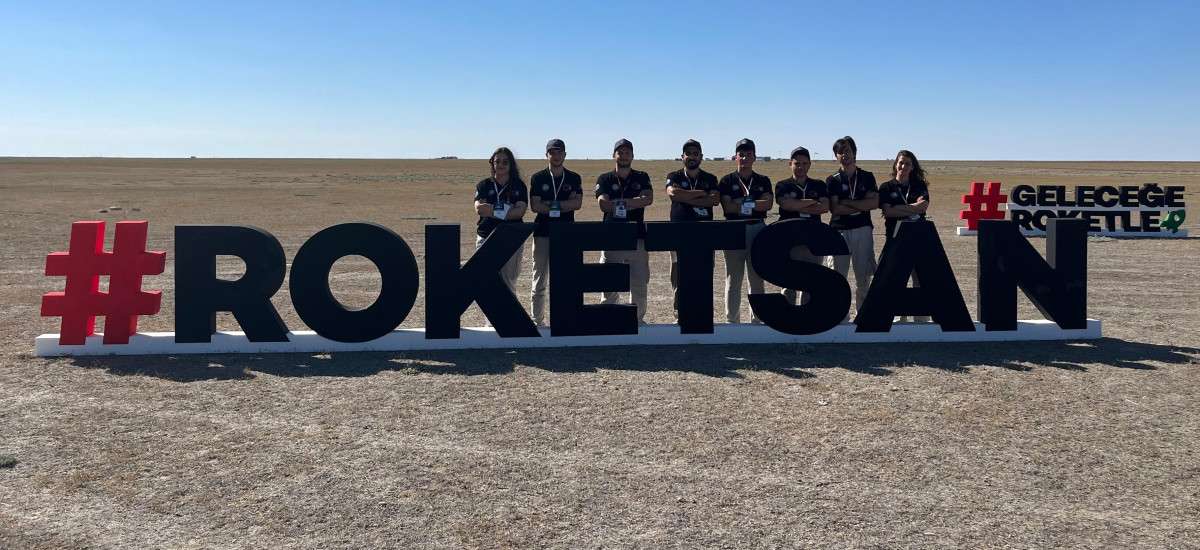 EÜ’lü öğrencilerin tasarladığı roket TEKNOFEST kapsamında başarıyla fırlatıldı