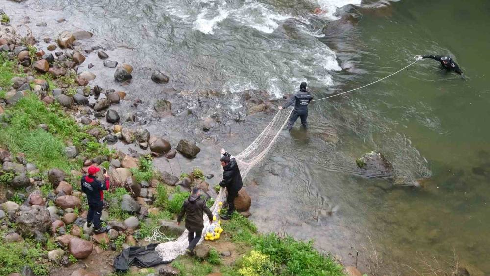 Ordu’da kayıp olan 2 kişi için arama çalışması devam ediyor
