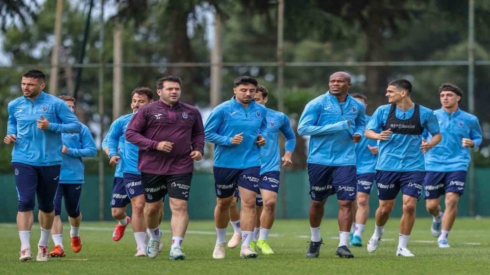 Trabzonspor’da geleceği şekillendirecek yaz mesaisi başladı

