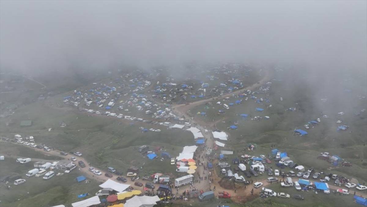 Trabzon'da Geleneksel Sis Dağı Kültür Şenlikleri'nin 204'üncüsü yapıldı