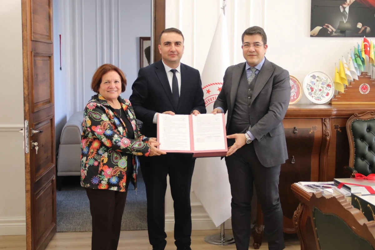Kitre Bebek ve Yöresel El Sanatları Projesi imzalandı