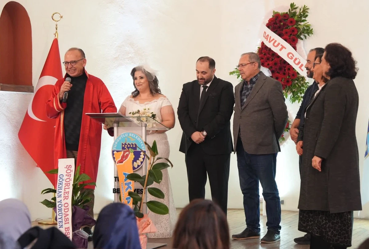 Turgutlu’da iki sağlıkçı hayatlarını birleştirdi