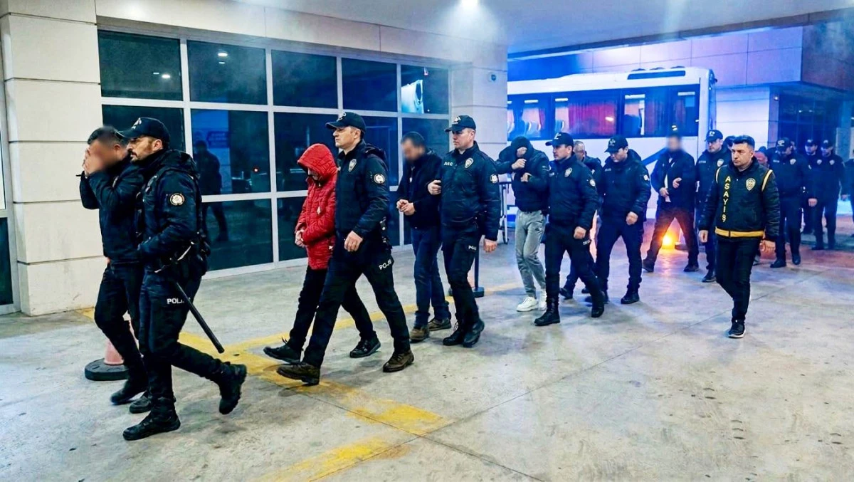 Manisa Emniyeti'nin 5 İlde eş zamanlı operasyonuyla şebeke çökertildi