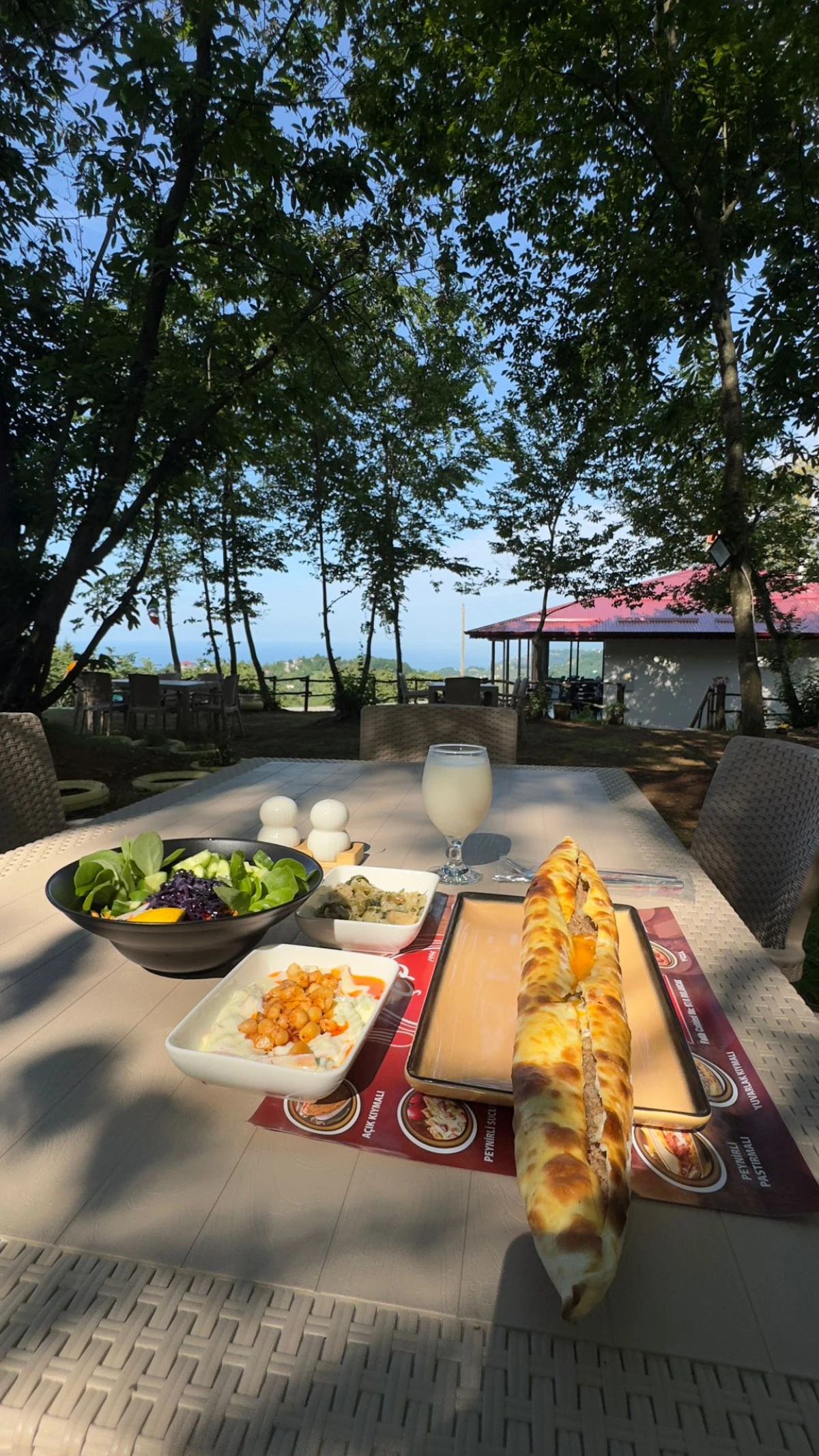 Gülyalı Çakmak Pide Dağ Restaurant’ta Müşteri Memnuniyeti Artıyor