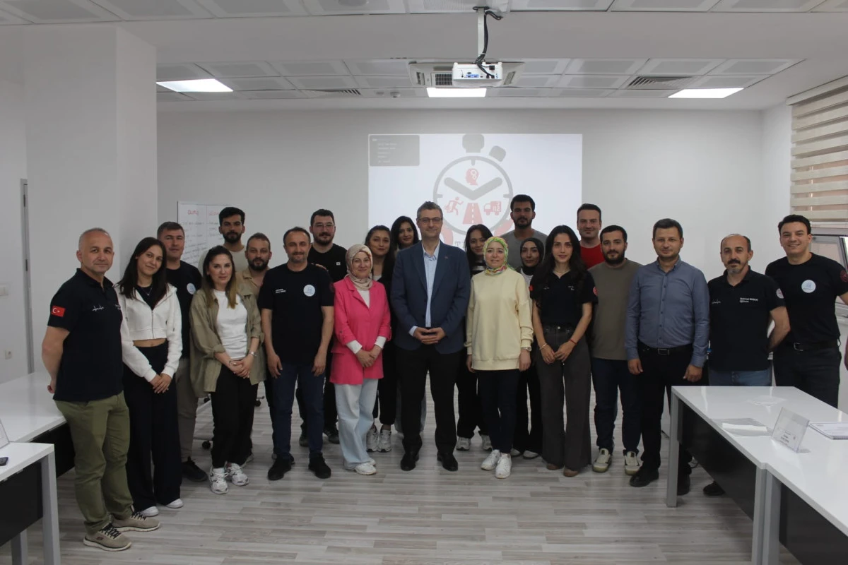 Giresun’da Acil Sağlık Çalışanlarına Travma Eğitimi
