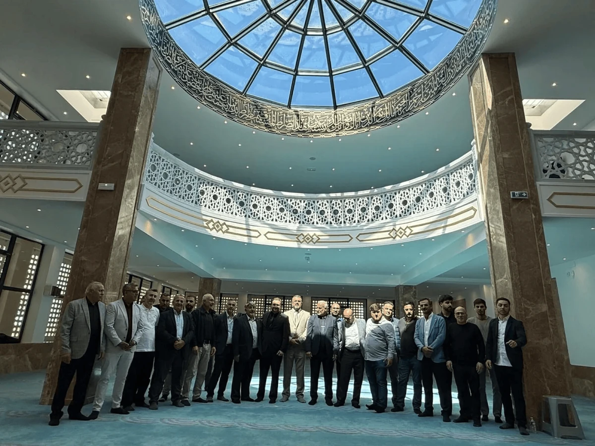 Fransa’da gönülleri buluşturan açılış; DİTİB - Vernon Ulu Camii ibadete girdi