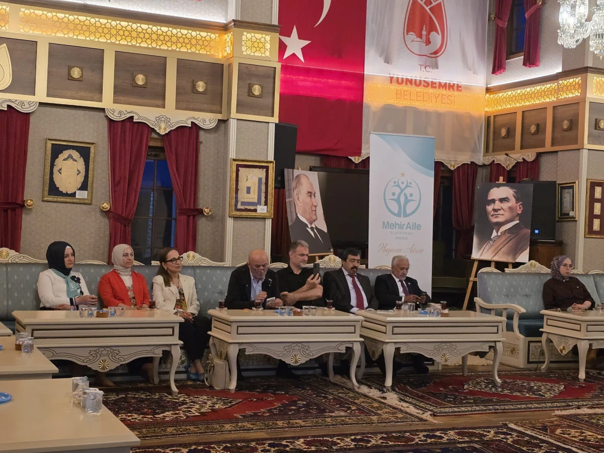Mehir Aile Platformu Vakfı genel başkan ve teşkilatı Manisa’da buluştu