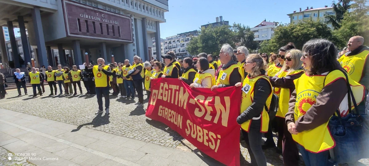 Eğitim Sen Giresun’dan öğretmen eylemlerine destek