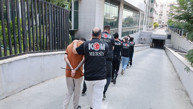 Mersin polisi tetikçileri kötü emellerine ulaşamadan ele geçirdi!