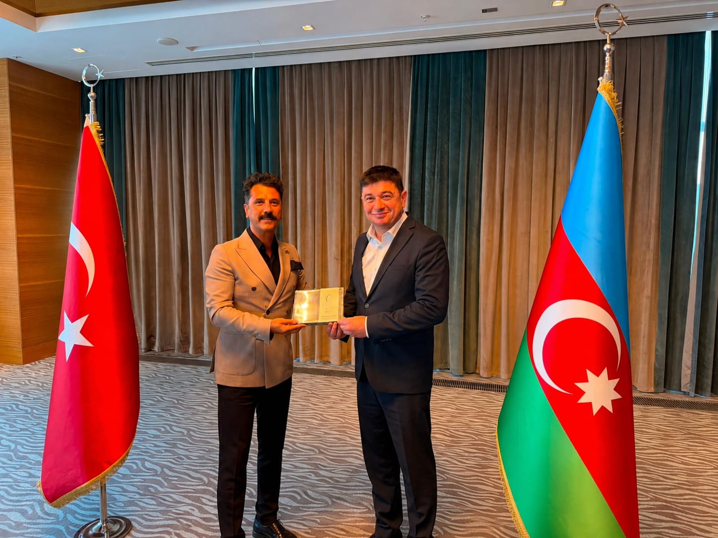 azerbaycan-hbri-2-100355