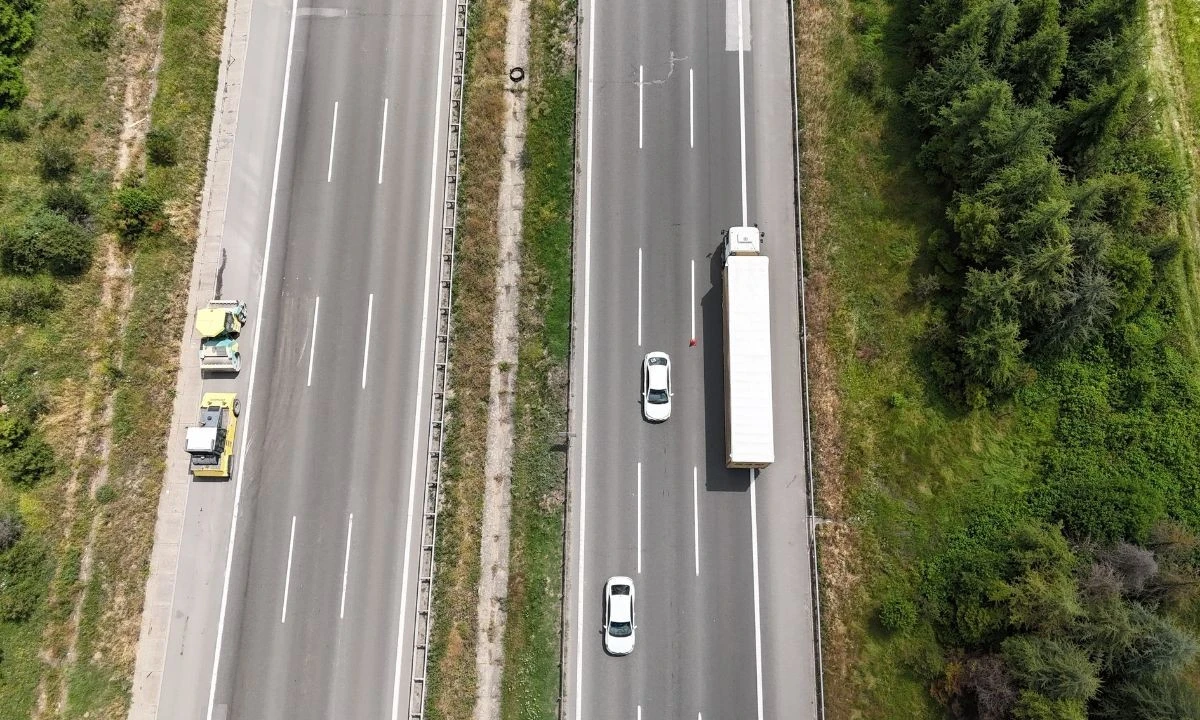 İstanbul Yönü TEM Yolu: Bolu'da 4 Gün Trafik Tek İstikamette