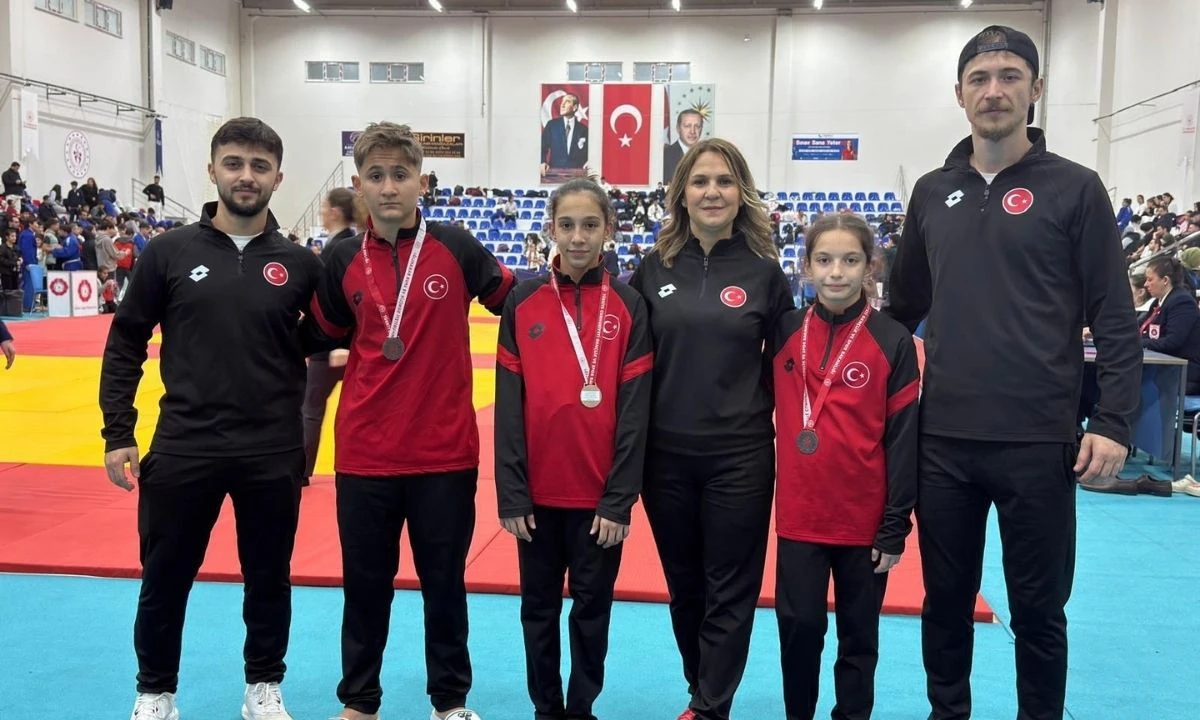 Madenci Kupası Judo'da Düzceli Madalya Yağmuru