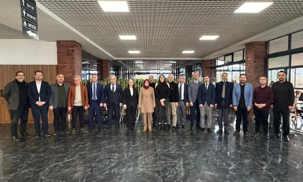 Gölyaka Kurum Müdürleri Özer'le Bir Araya Geldi