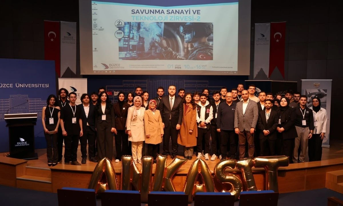Düzce Üniversitesi’nde Savunma Sanayi Zirvesi Yoğun İlgi Gördü