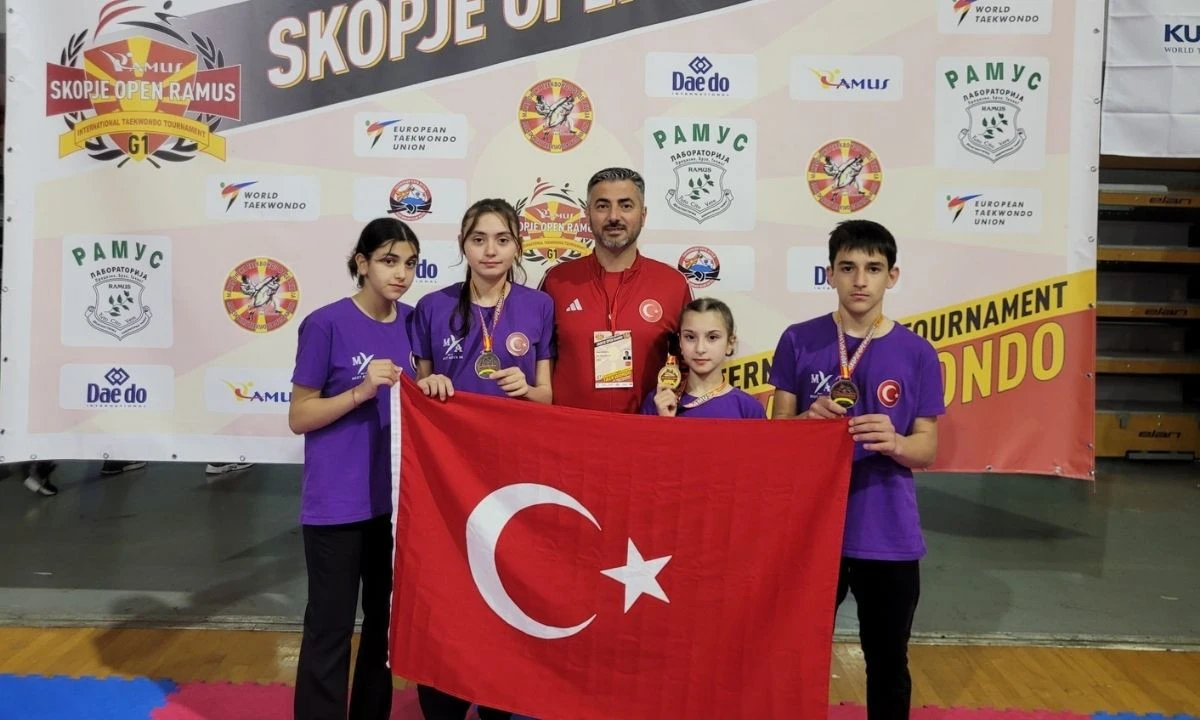 Düzceli sporcular Üsküp’te madalyalarla döndü