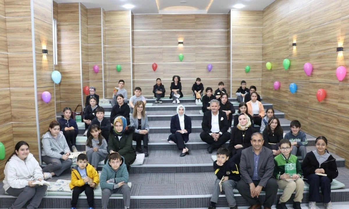 Cumayeri’nde Anlamlı Buluşma! En Çok Okuyanlar Ödüllendirildi