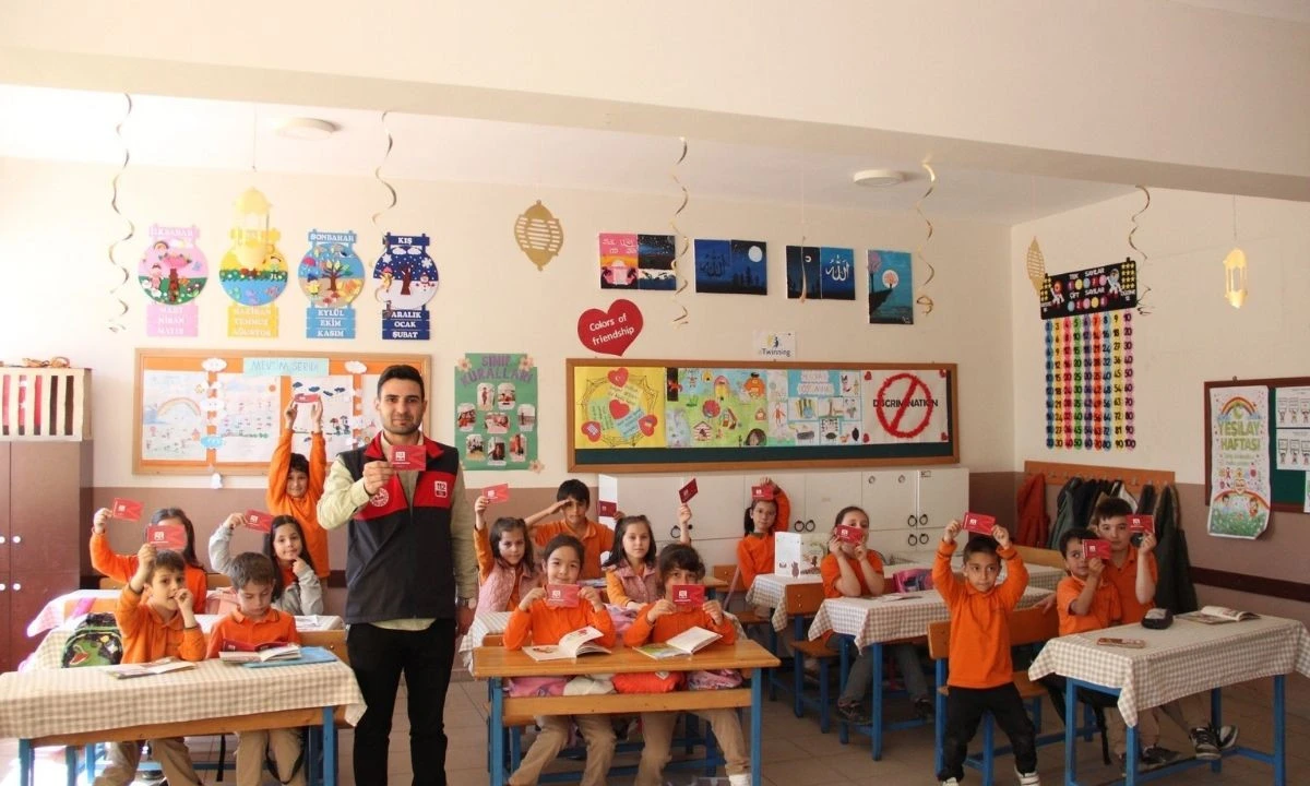 112 İçin Uyarı Geldi! Öğrencilere Acil Çağrı Eğitimi Verildi