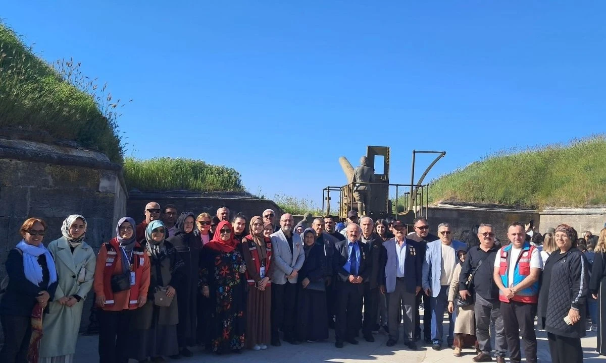 Kahramanlık Destanının Yazıldığı Topraklara Gittiler