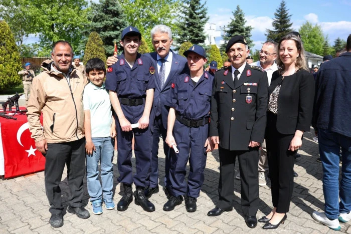 Özel bireyler üniforma giyip yemin etmenin gururunu yaşadı